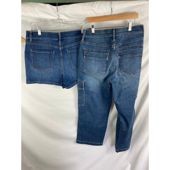 Time and True Bundle of 2, Jeans and Shorts Size 10 - Picture 4 of 4